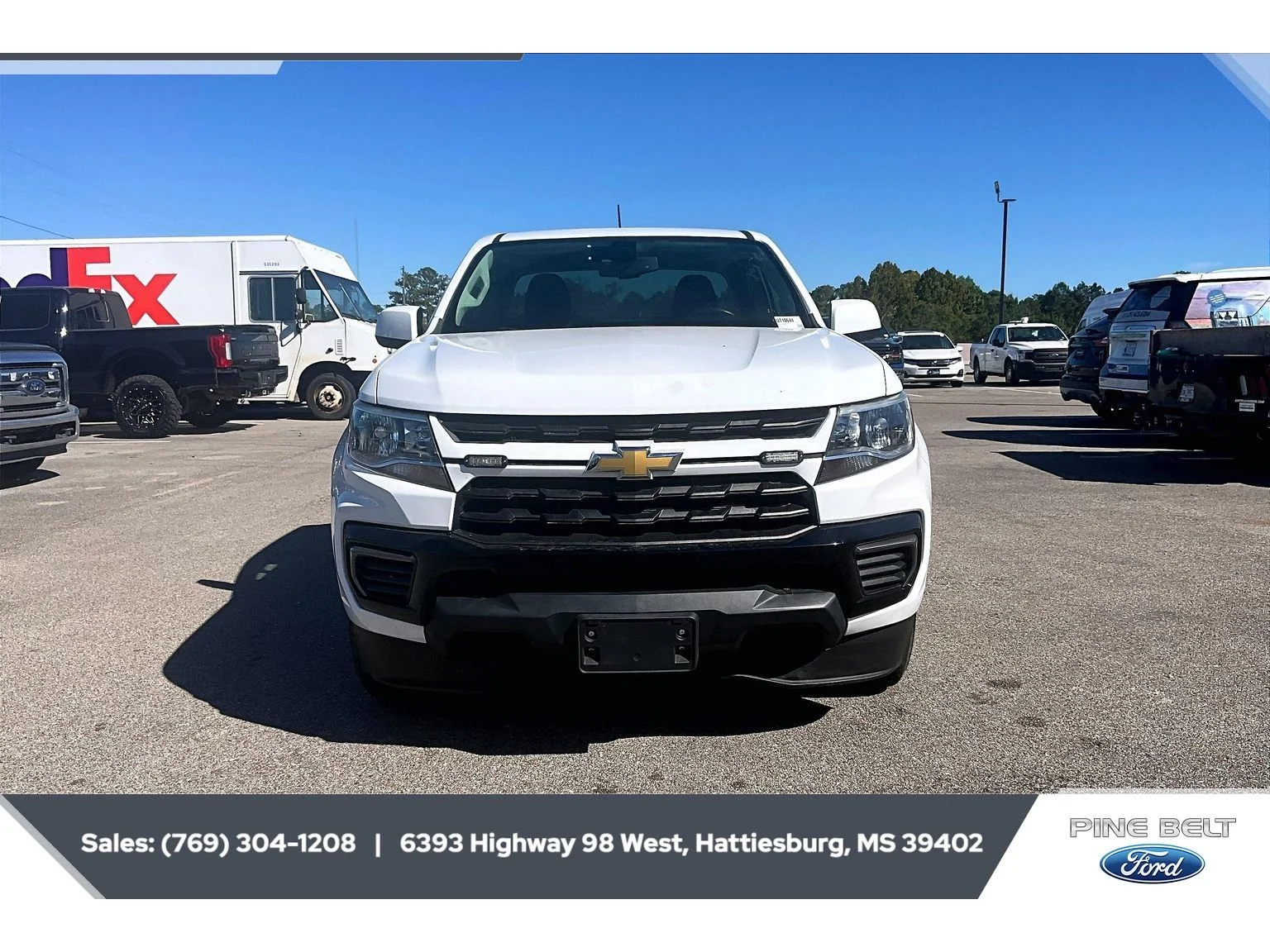 Used 2022 Summit White Chevrolet 2WD LT image 5