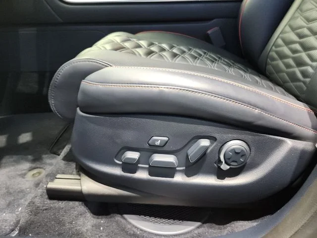 Used 2025 Blue Genesis 3.5T image 23