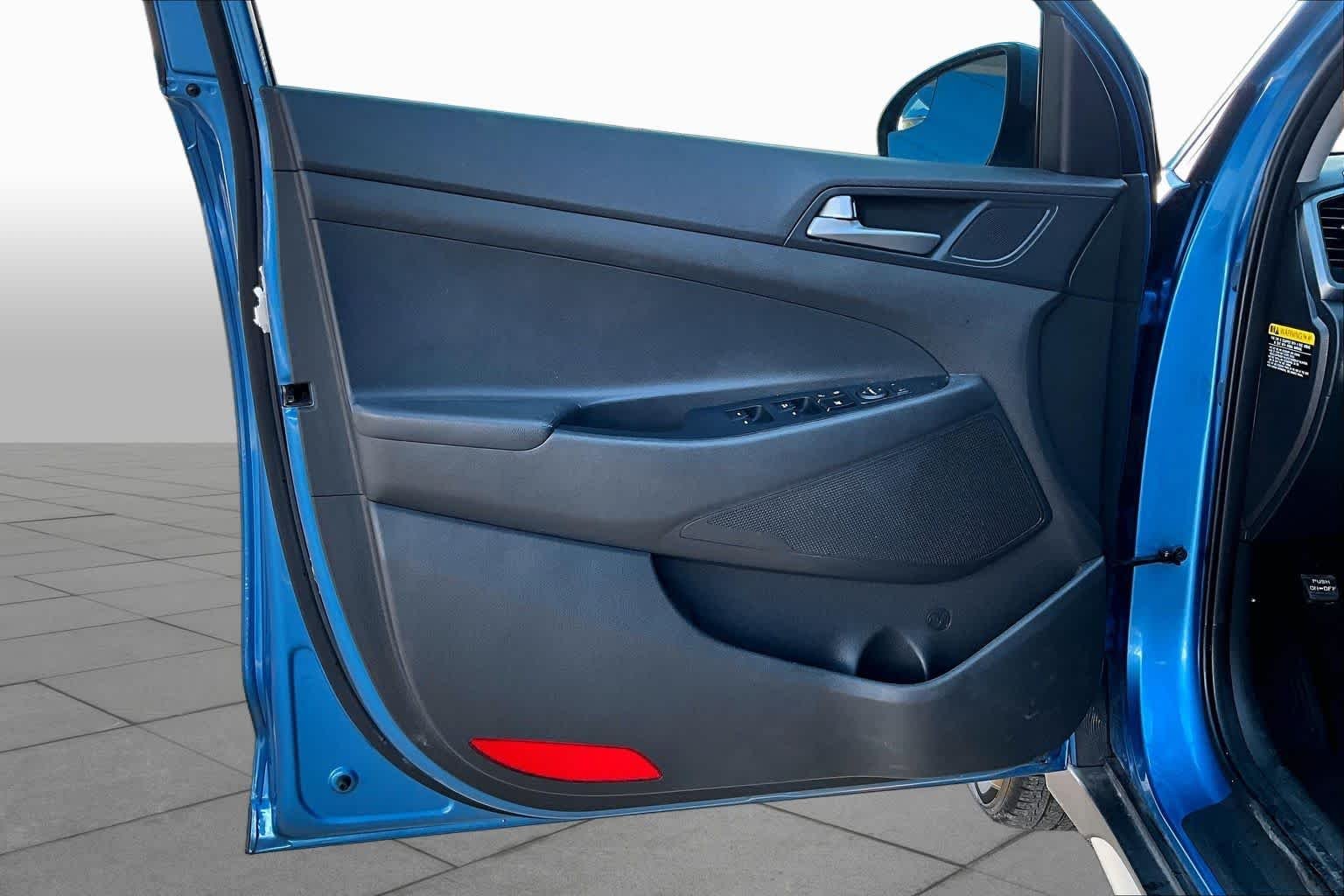Used 2018 Caribbean Blue Hyundai SEL image 18