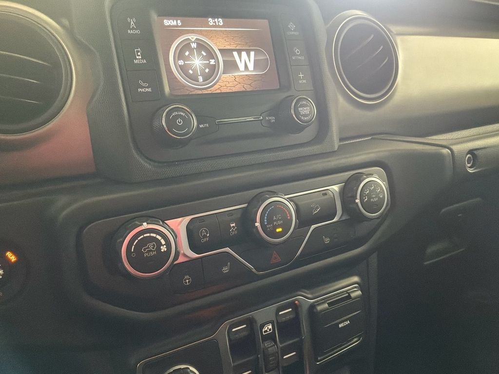 Used 2020 Gray Jeep Unlimited Sport S image 27