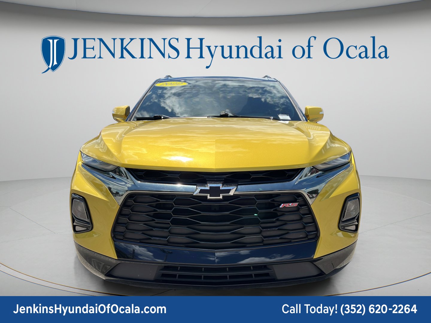 Used 2022 Nitro Yellow Metallic Chevrolet RS image 10