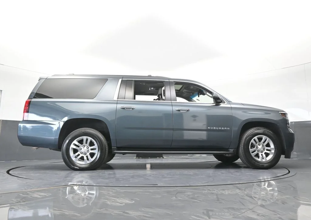 Used 2020 Shadow Gray Metallic Chevrolet LT image 73