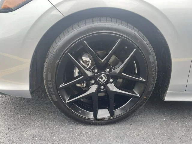 2025 Honda Civic Sport - Photo 13