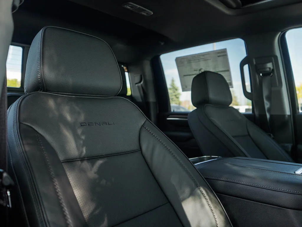 2026 GMC Sierra 3500HD Denali - Photo 10