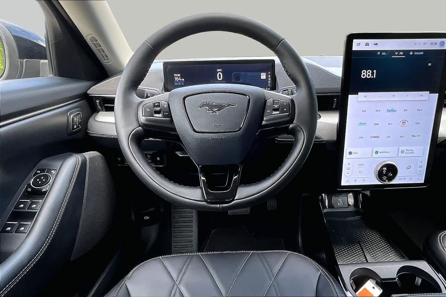Used 2023 Carbonized Gray Metallic Ford Select image 5