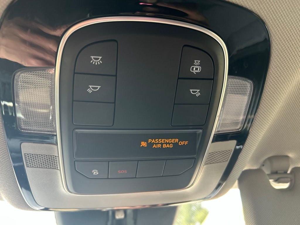 Used 2022 Gray Hyundai XRT image 20
