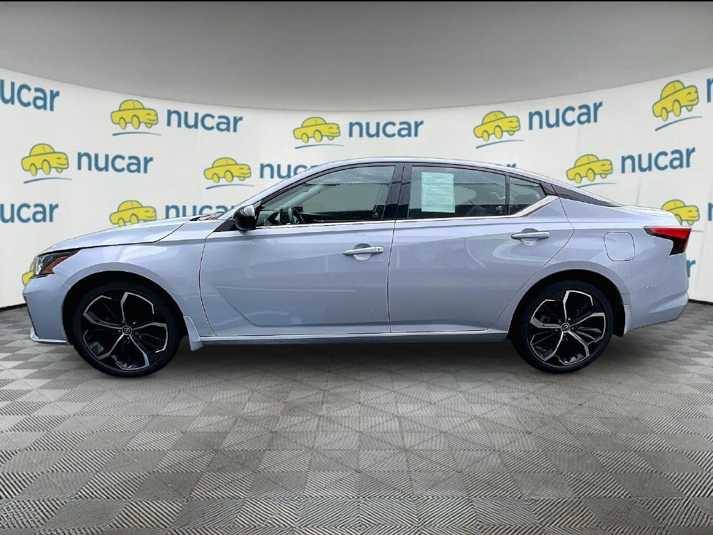 Used 2024 Gray Nissan 2.5 SR image 3