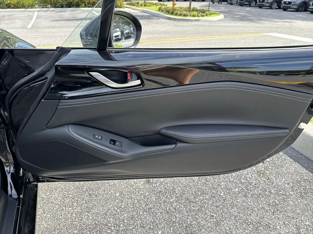 2026 Mazda MX-5 Miata Club - Photo 42