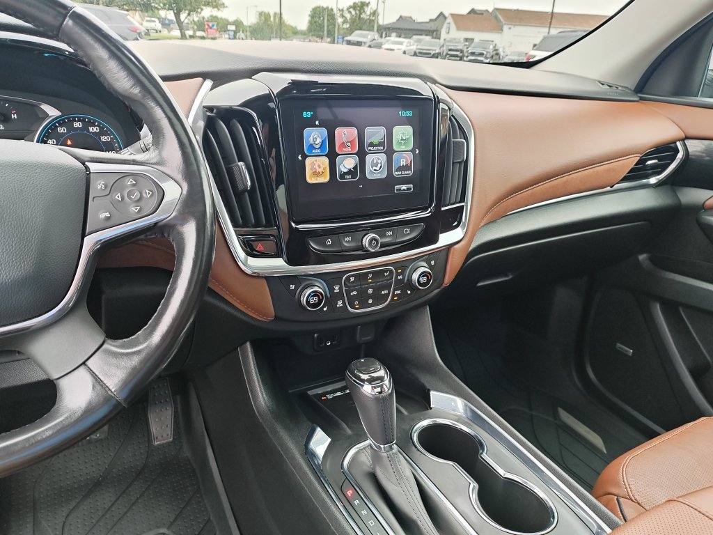 Used 2019 White Chevrolet High Country image 20