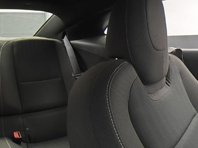 Used 2011 Silver Chevrolet 1LS image 33