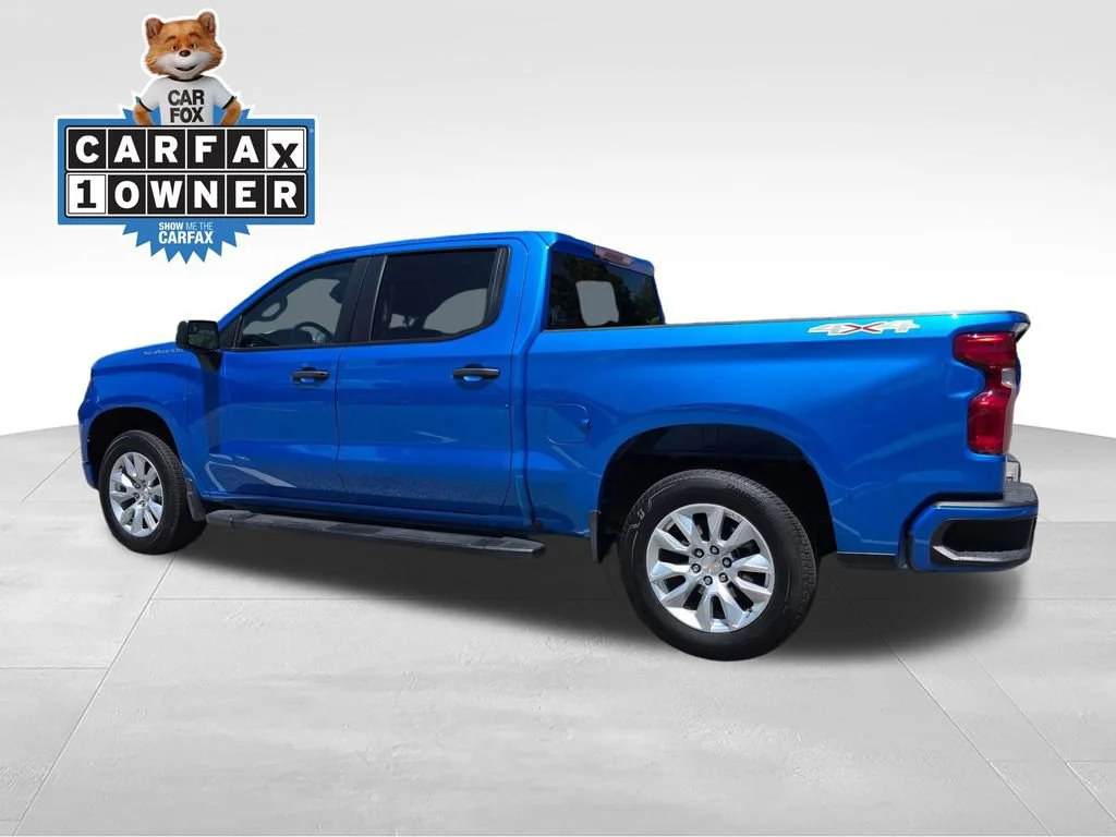 Used 2025 Riptide Blue Metallic Chevrolet Custom image 5
