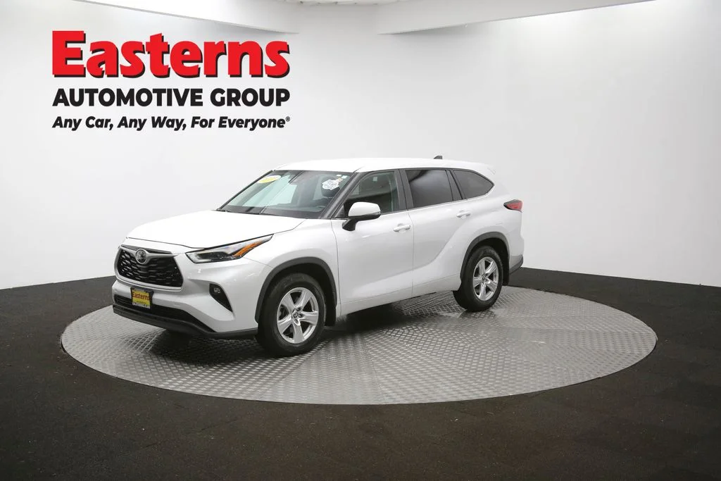 Used 2023 White Toyota LE image 56