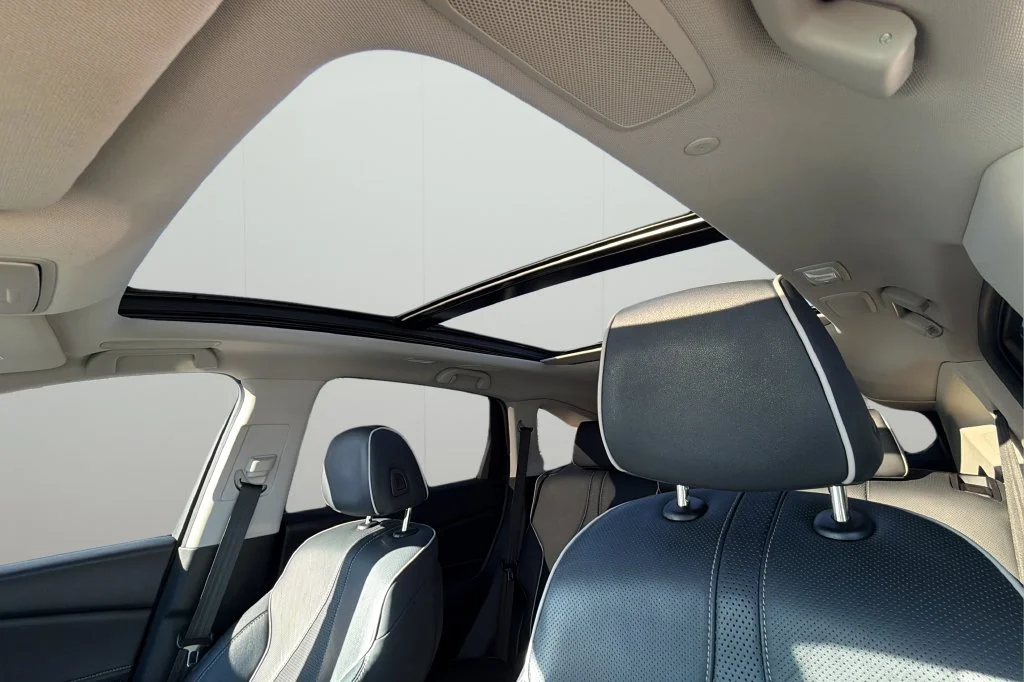 Used 2020 Black Acura Advance Package image 30