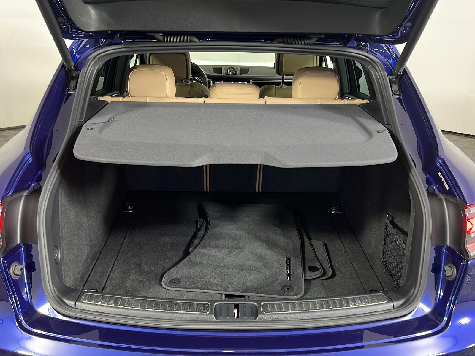 Used 2024 Gentian Blue Metallic Porsche  image 23