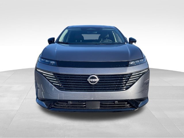 New 2027 Gray Nissan Platinum image 8