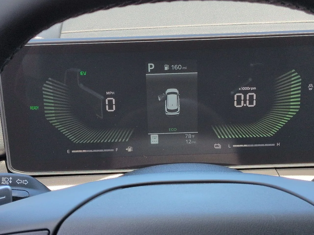 New 2026 Wolf Gray Kia S image 12