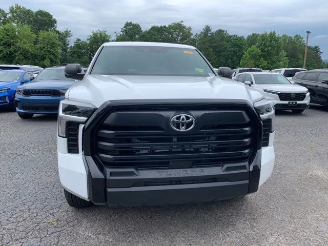 Used 2025 White Toyota SR image 3