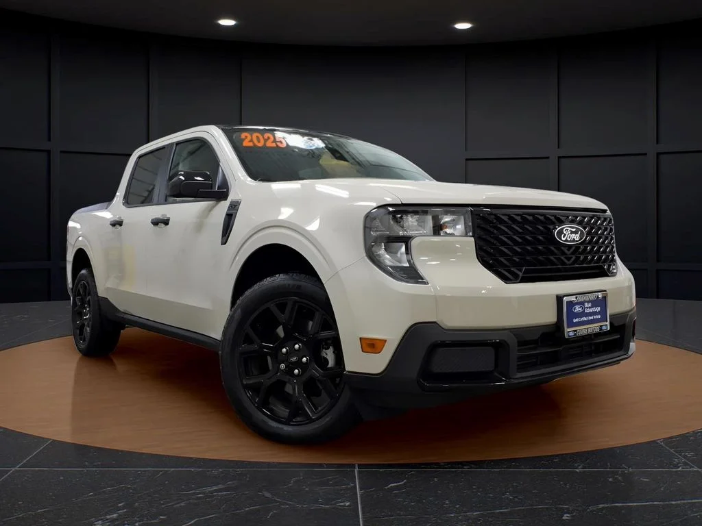 2025 Ford Maverick XLT AWD's photo