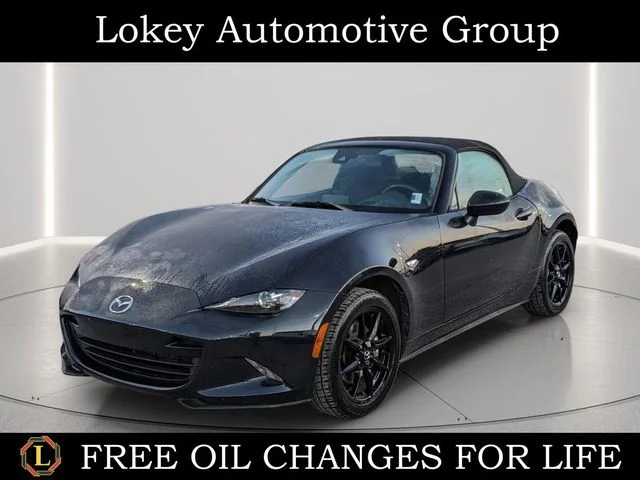 2021 Mazda MX-5 Miata Sport's photo