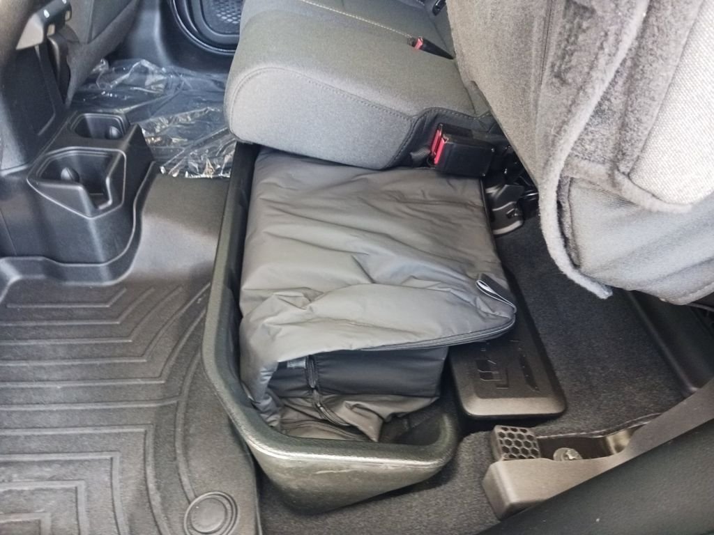 Used 2025 Gray Jeep Nighthawk image 30