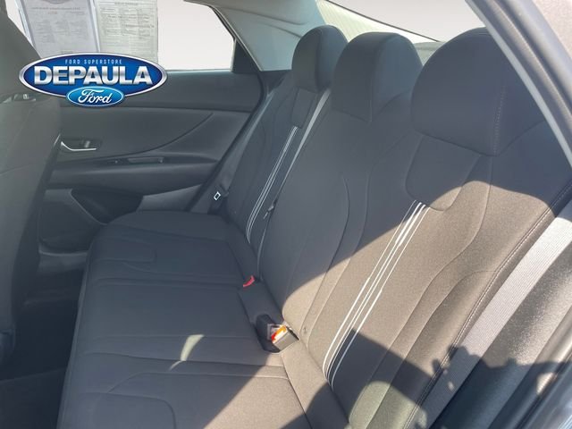 Used 2023 Fluid Metal Hyundai Blue image 17