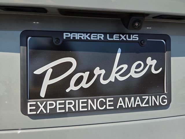 Used 2024 Gray BMW xDrive40i image 16