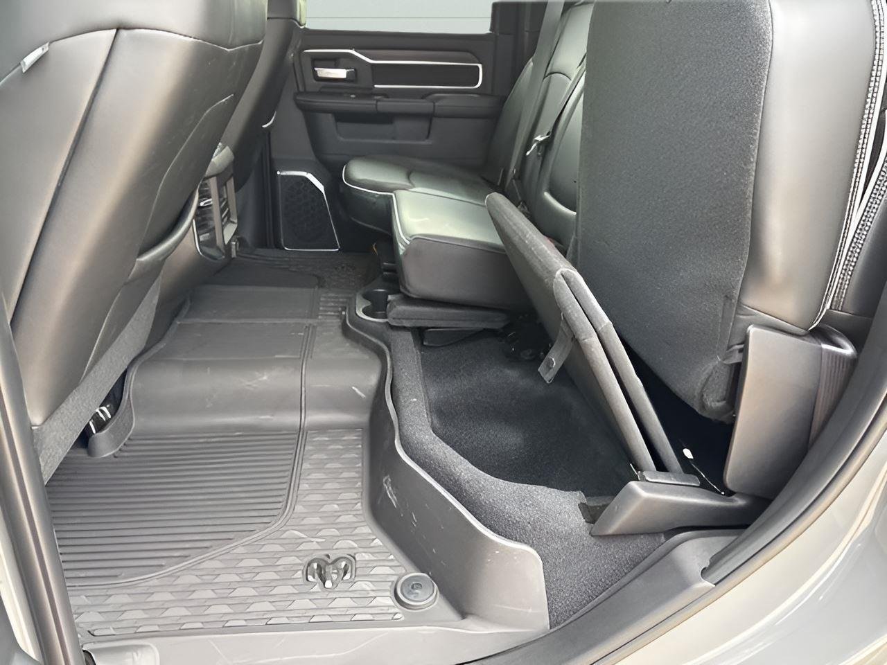 New 2026 Ceramic Gray Clear-Coat Exterior Paint RAM Laramie image 33