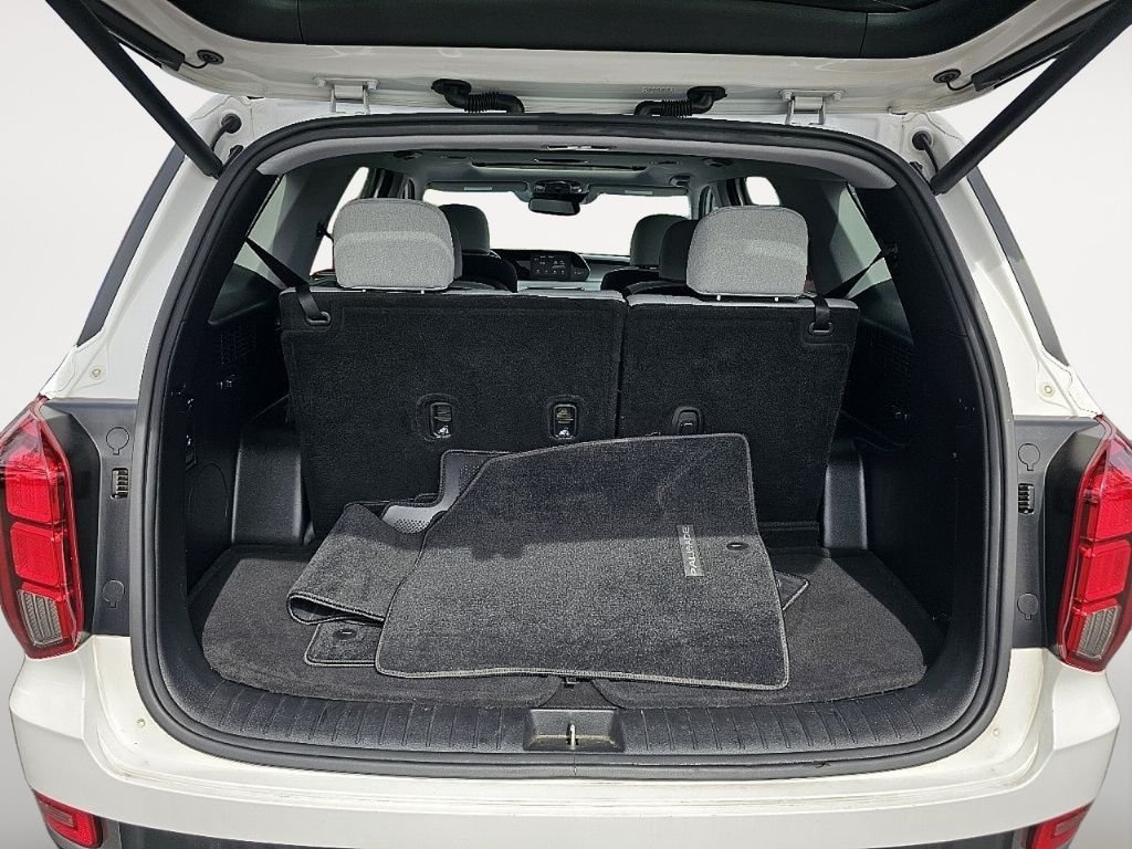 Used 2020 White Hyundai SEL image 12