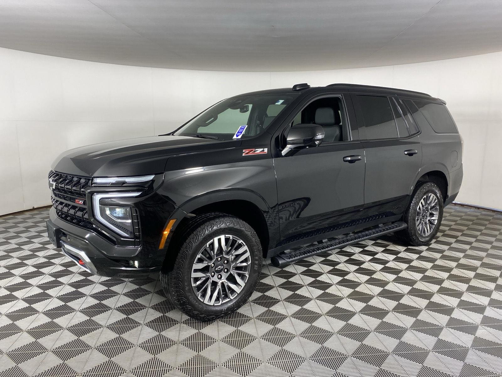 Used 2025 Black Chevrolet Z71 image 3