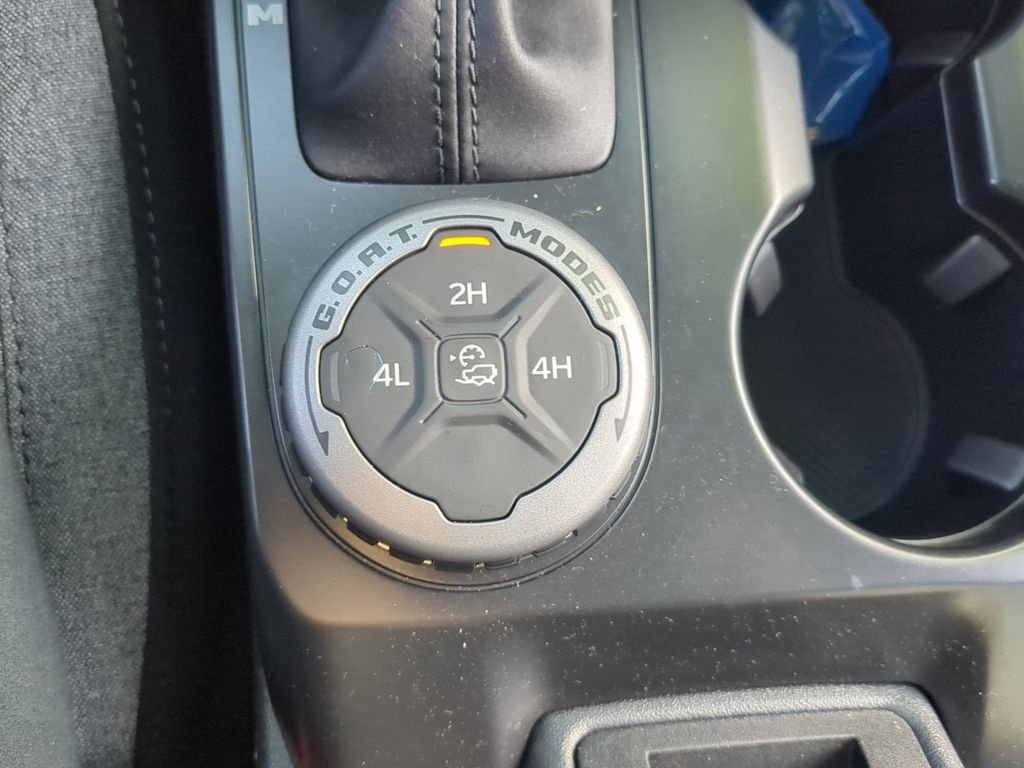 2025 Ford Bronco 4-Door Base - Photo 26