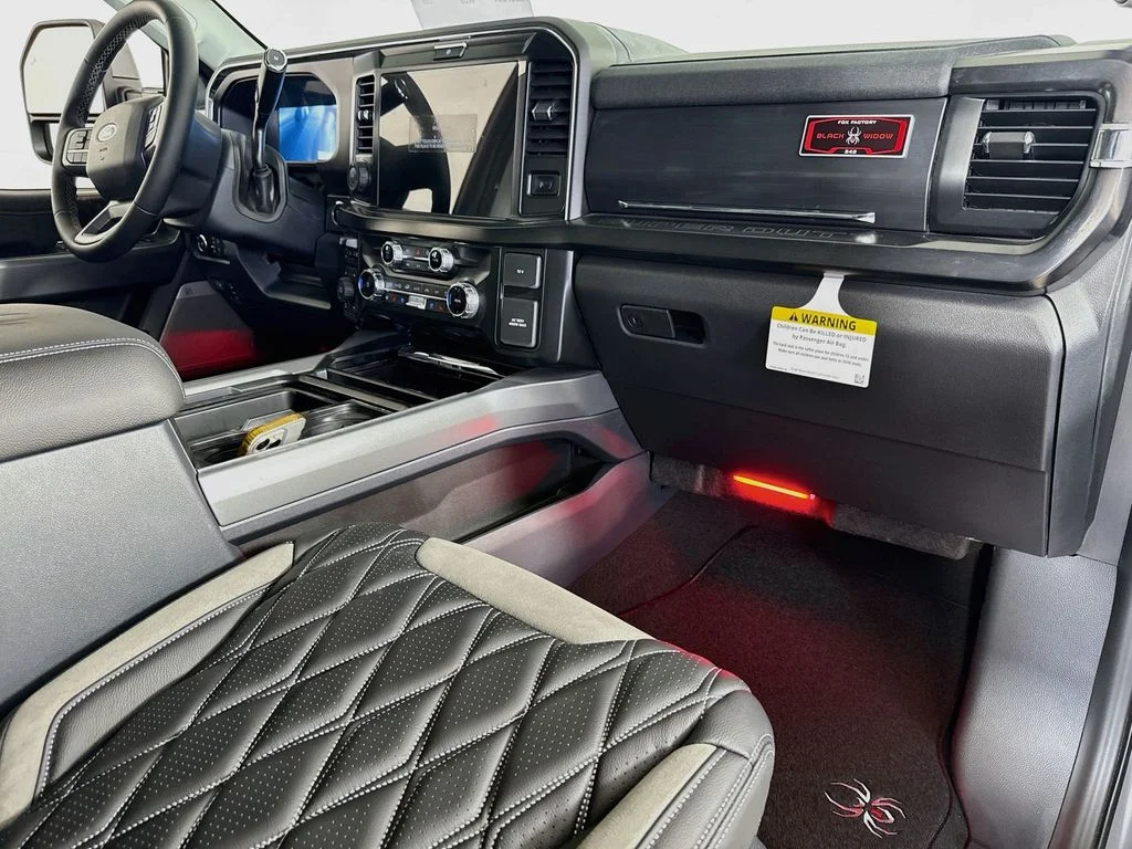 New 2026 Agate Black Metallic Ford F-250® Lariat® image 31