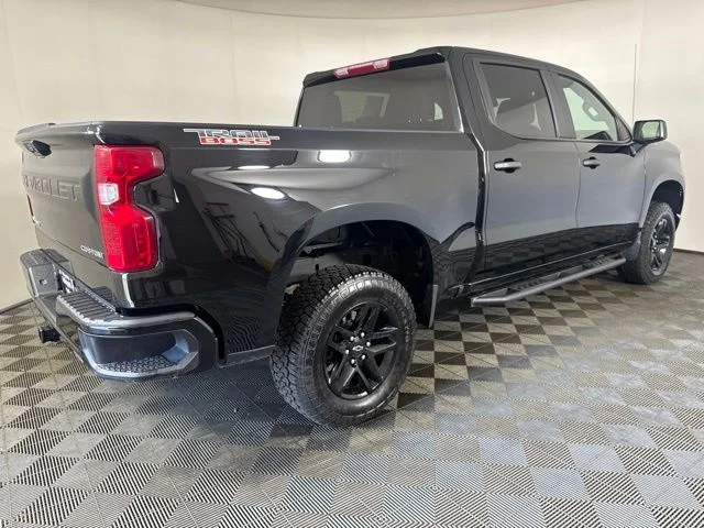 Used 2025 Black Chevrolet Custom Trail Boss image 3