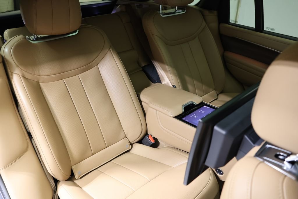 Used 2023 Portofino Blue Metallic Land Rover Autobiography image 46