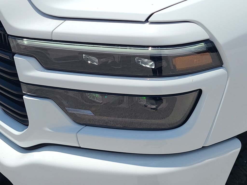 New 2026 Bright White Clear-Coat Exterior Paint RAM Laramie image 9