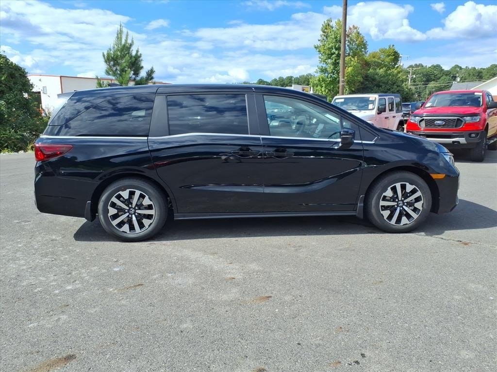 2026 Honda Odyssey EX-L photo 2