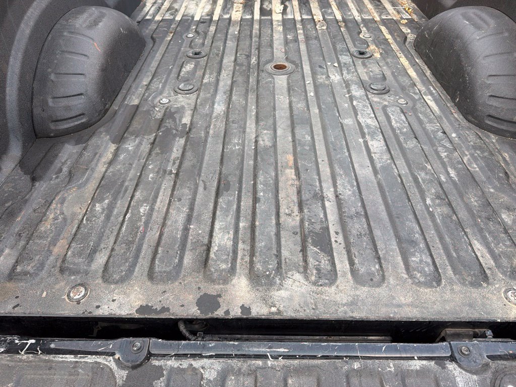 Used 2024 Black Metallic Ford Lariat image 6