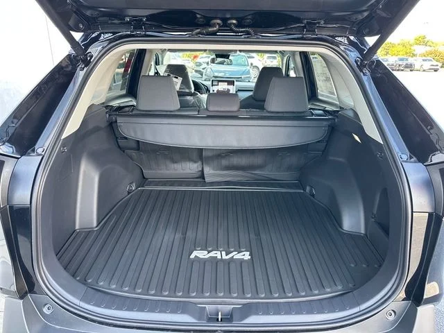 Used 2025 Black Toyota XLE image 4
