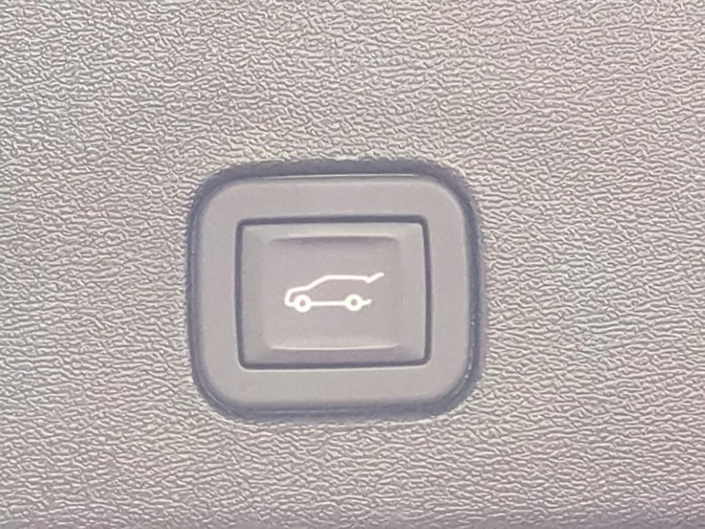 2026 Cadillac OPTIQ Premium Sport - Photo 33