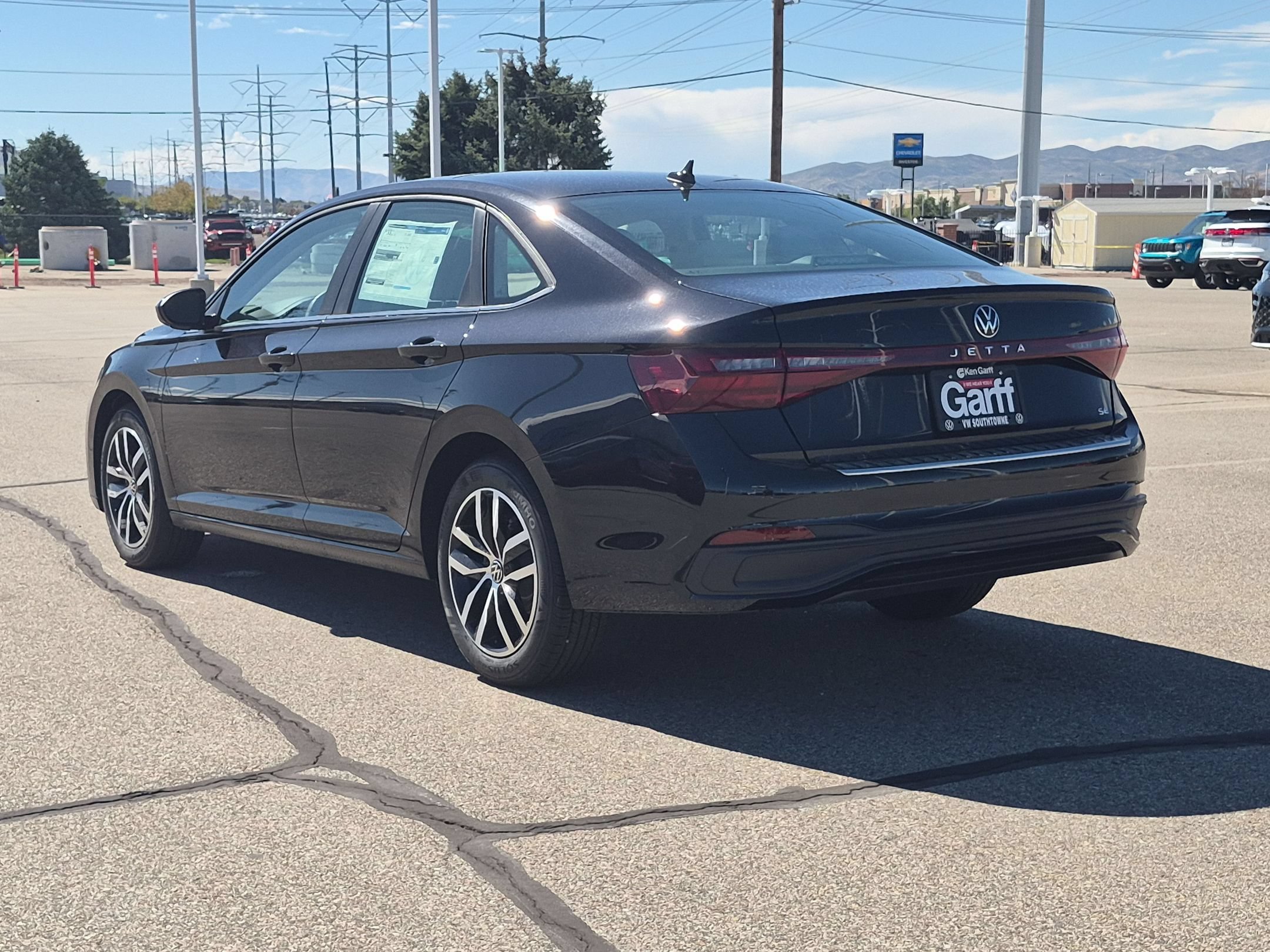 New 2027 Deep Black Pearl Volkswagen SE image 5