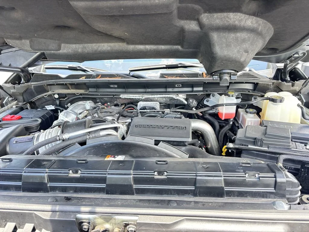Used 2024 Sterling Metallic GMC Denali Ultimate image 14