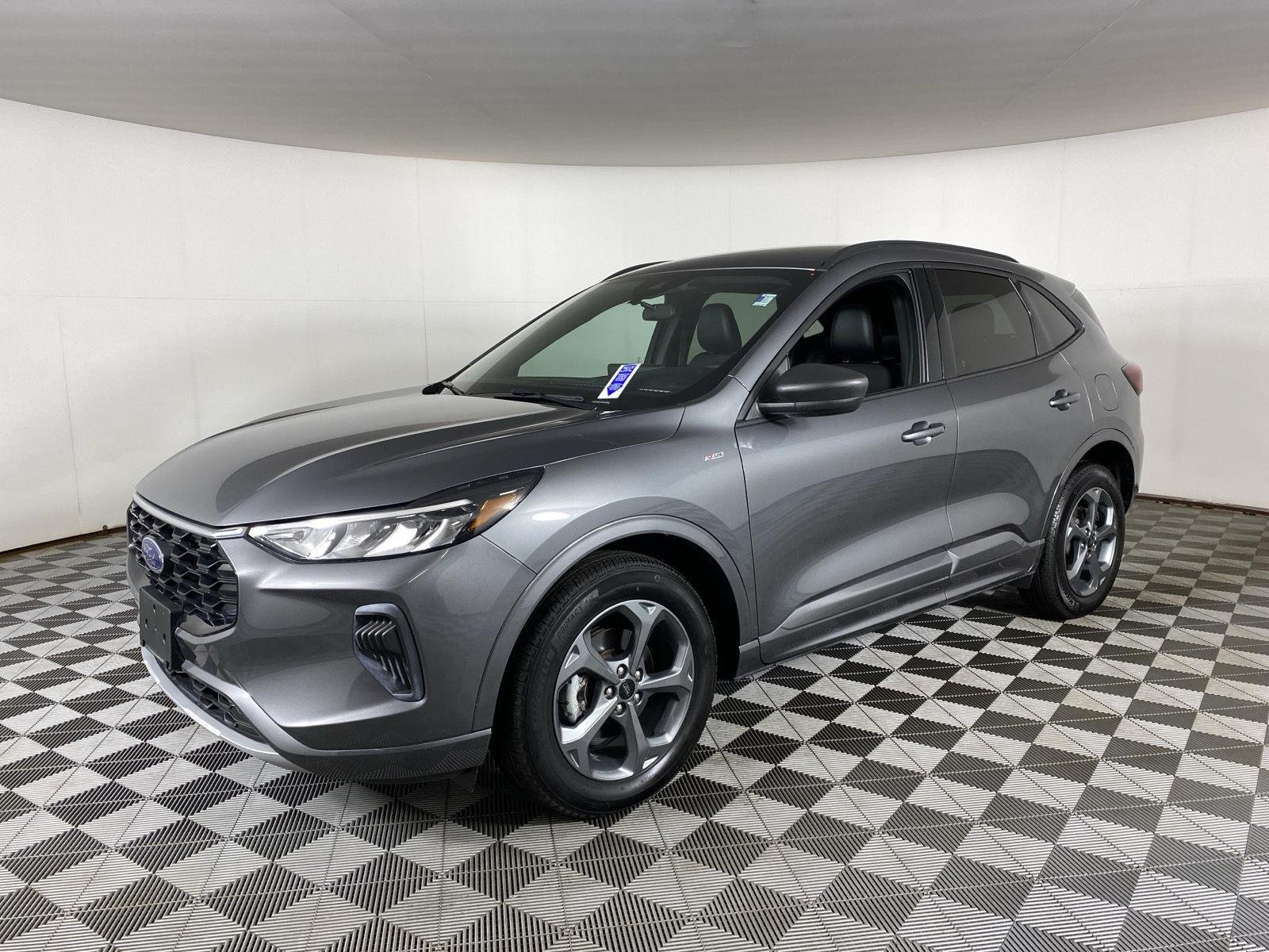 Used 2023 Carbonized Gray Ford ST-Line image 3