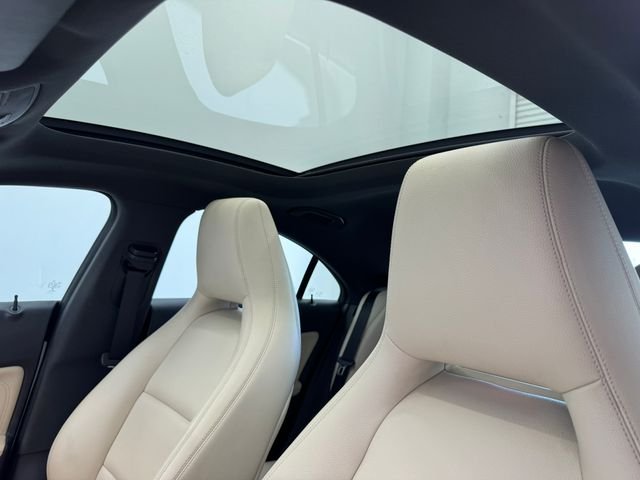 Used 2018 Polar White Mercedes-Benz CLA 250 image 4