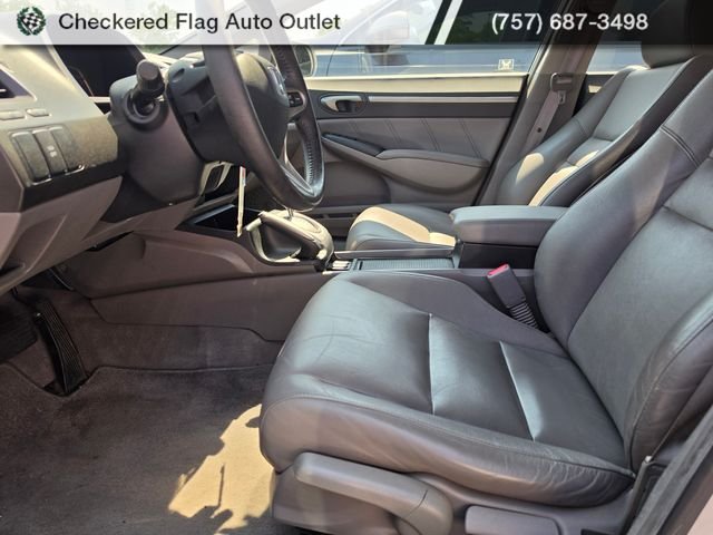 Used 2010 Alabaster Silver Metallic Honda EX-L image 8