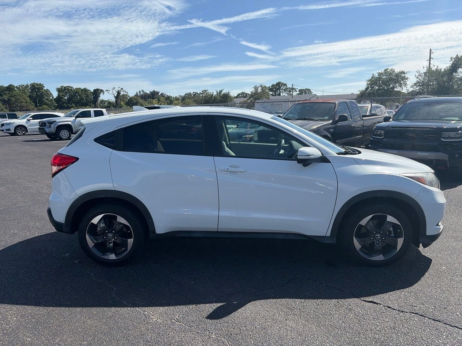 Used 2018 White Honda EX image 8