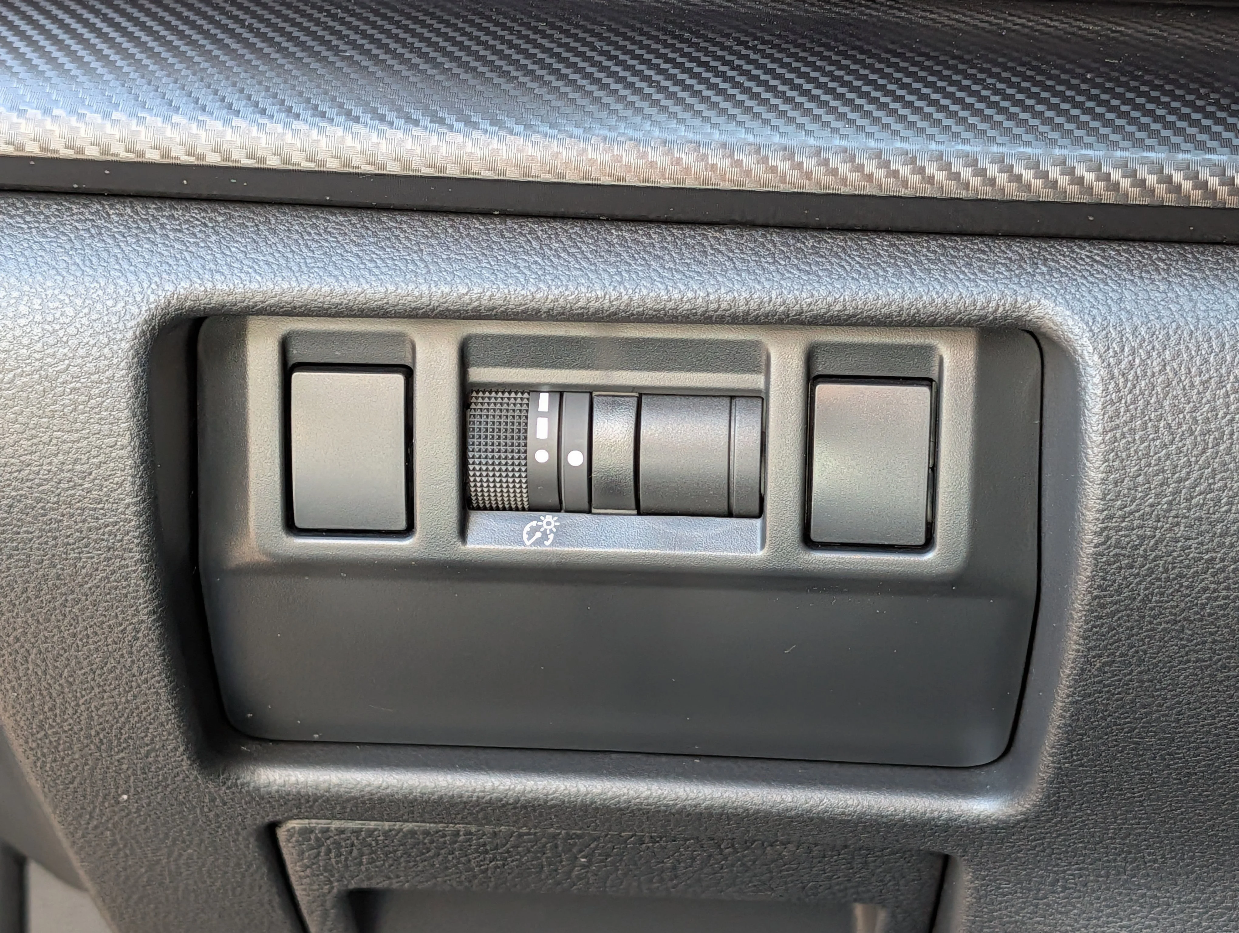 Used 2025 Offshore Blue Metallic Subaru Premium image 26