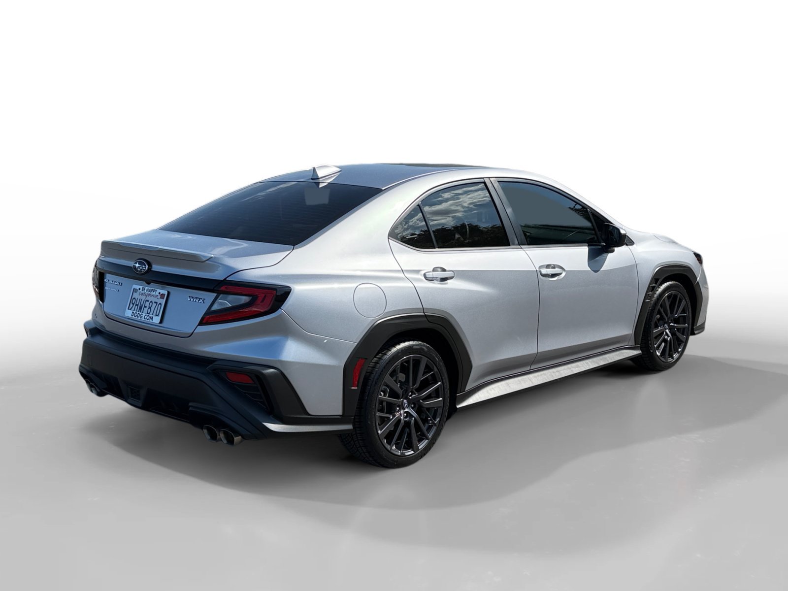 Used 2023 Ice Silver Metallic Subaru Premium image 5
