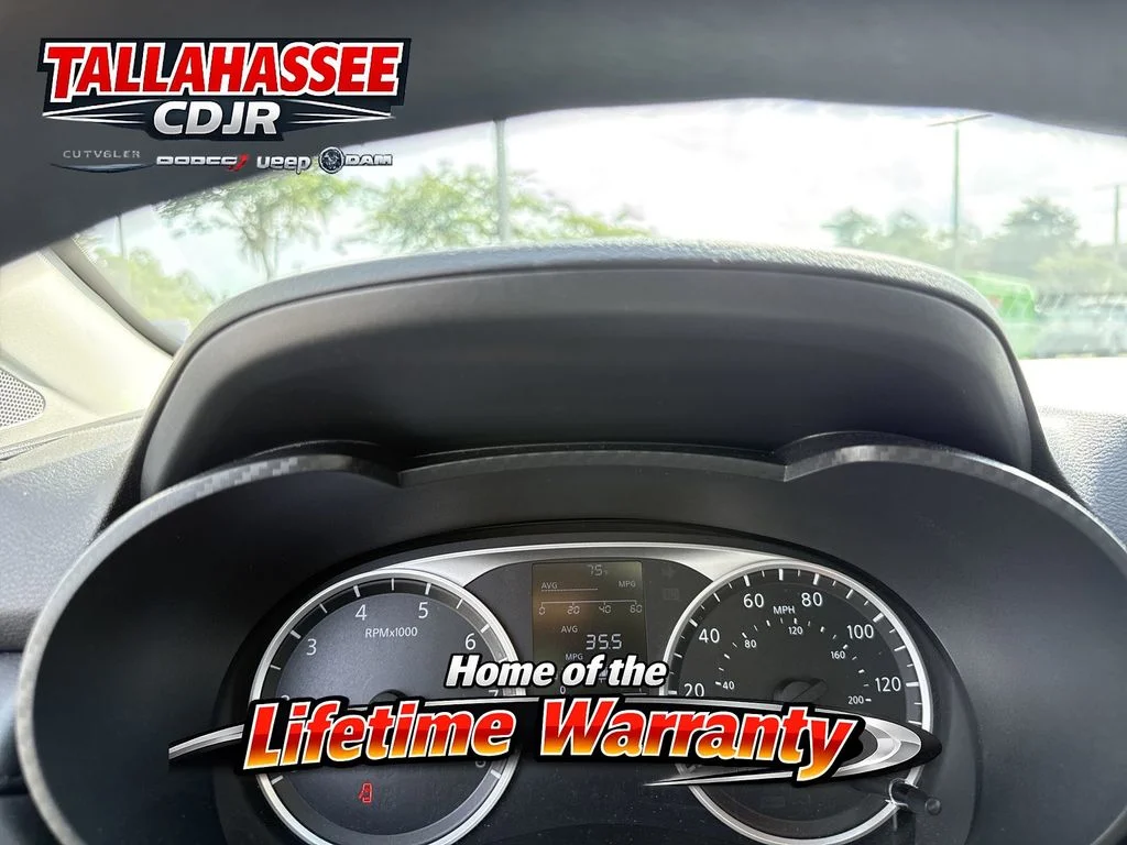 Used 2025 Gun Metallic Nissan 1.6 S image 19