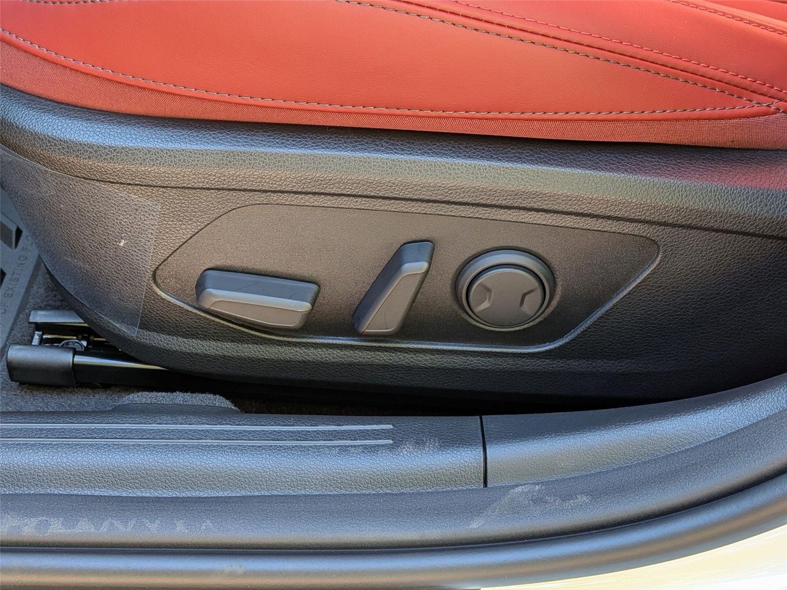 New 2026 Snow White Pearl Kia GT-Line image 15