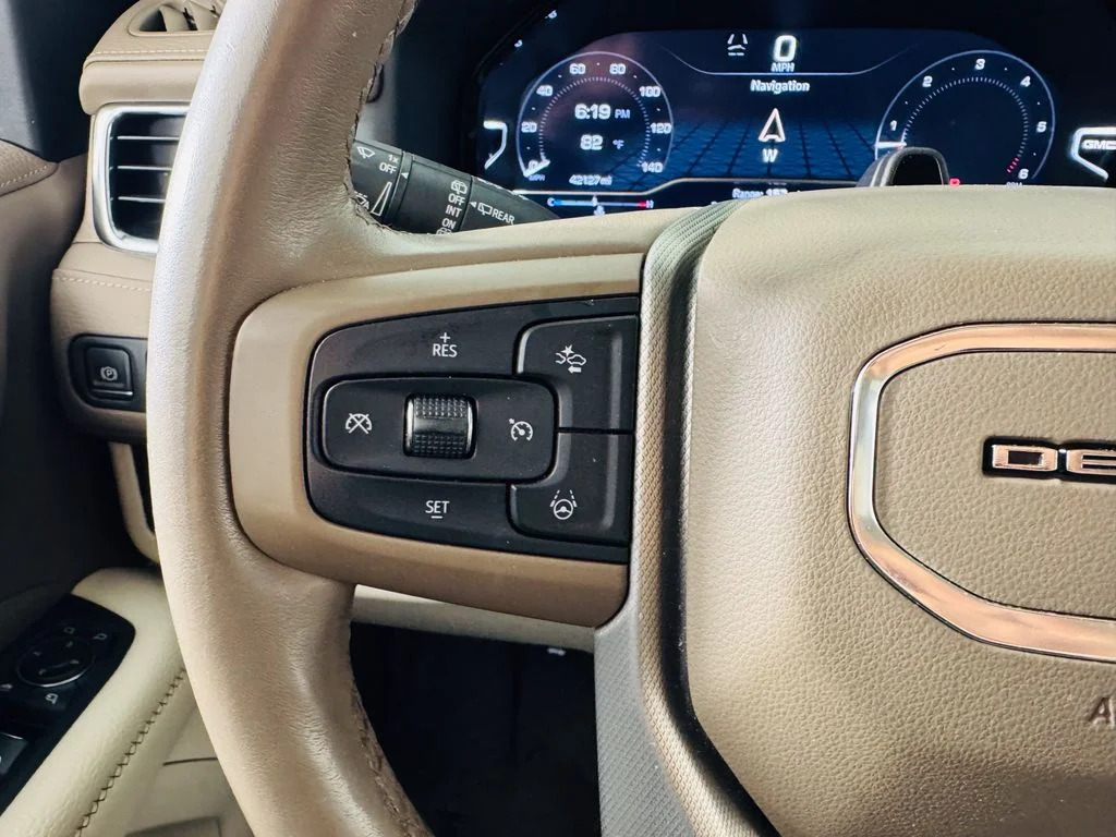 Used 2023 White GMC Denali image 12