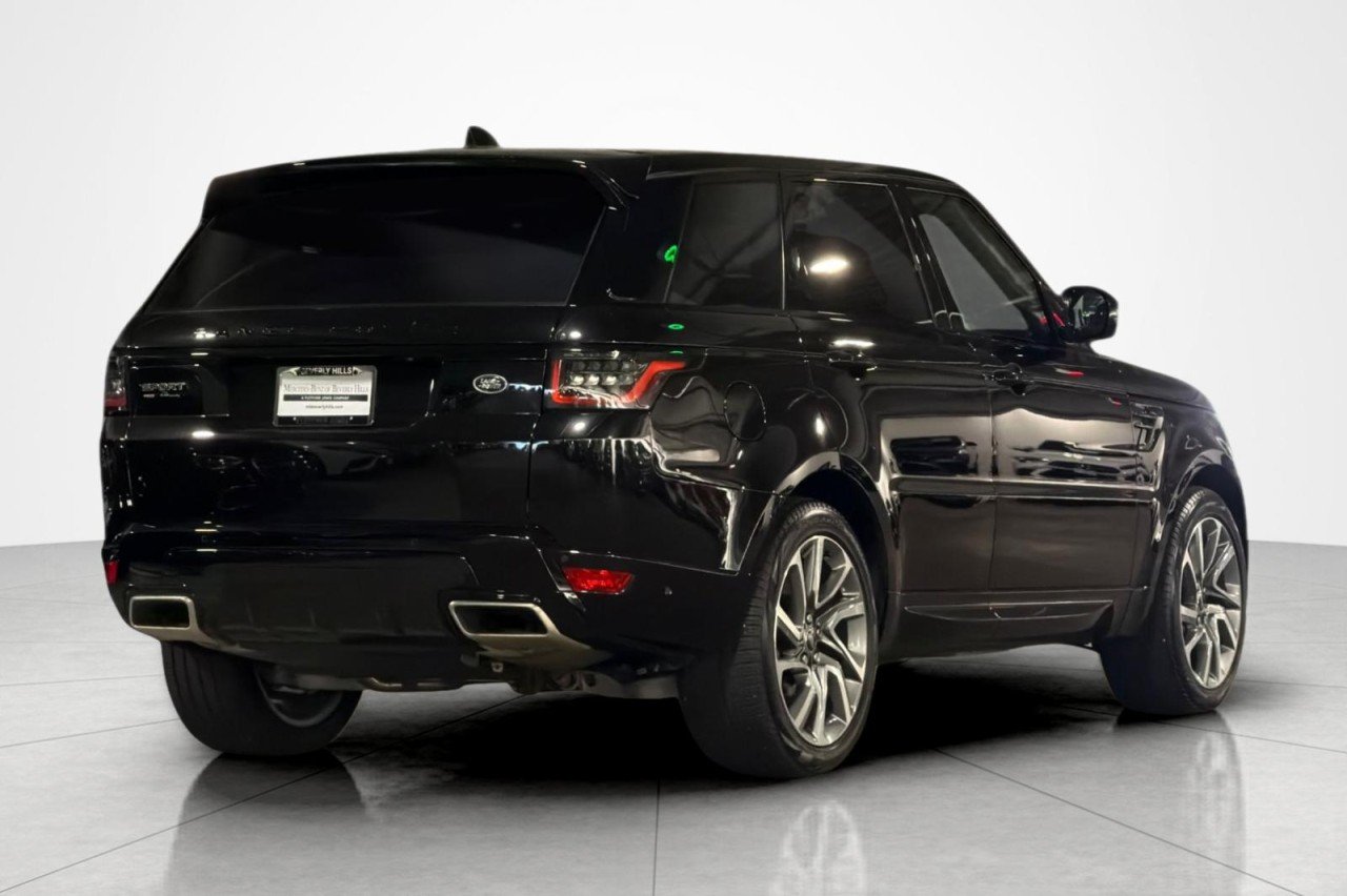 Used 2022 Santorini Black Metallic Land Rover Autobiography image 5
